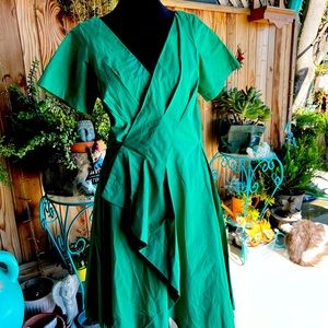 Mauve Anthropologie Women Seamed Poplin Dress size 6